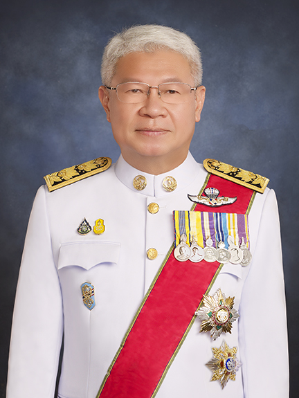 นายปริญญา แสงสุวรรณ
